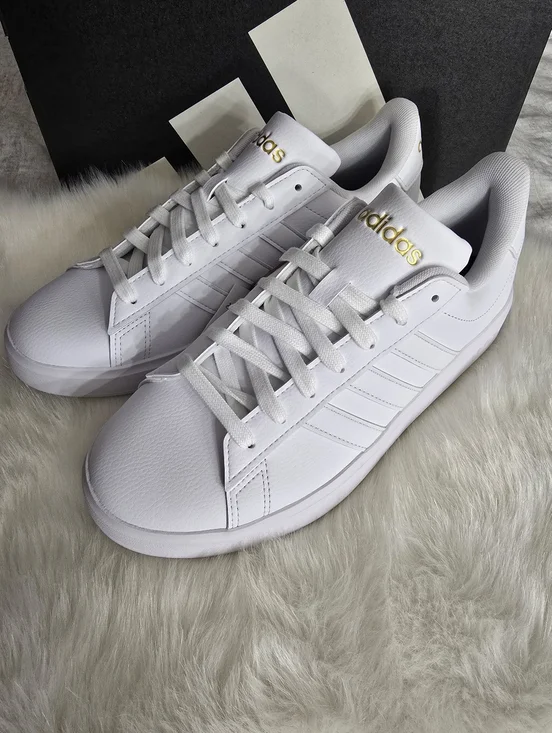 Adidas Ground Court 2.0 White Gold Metallic Sneakers For Womens New✨️ - Picture 2 of 8